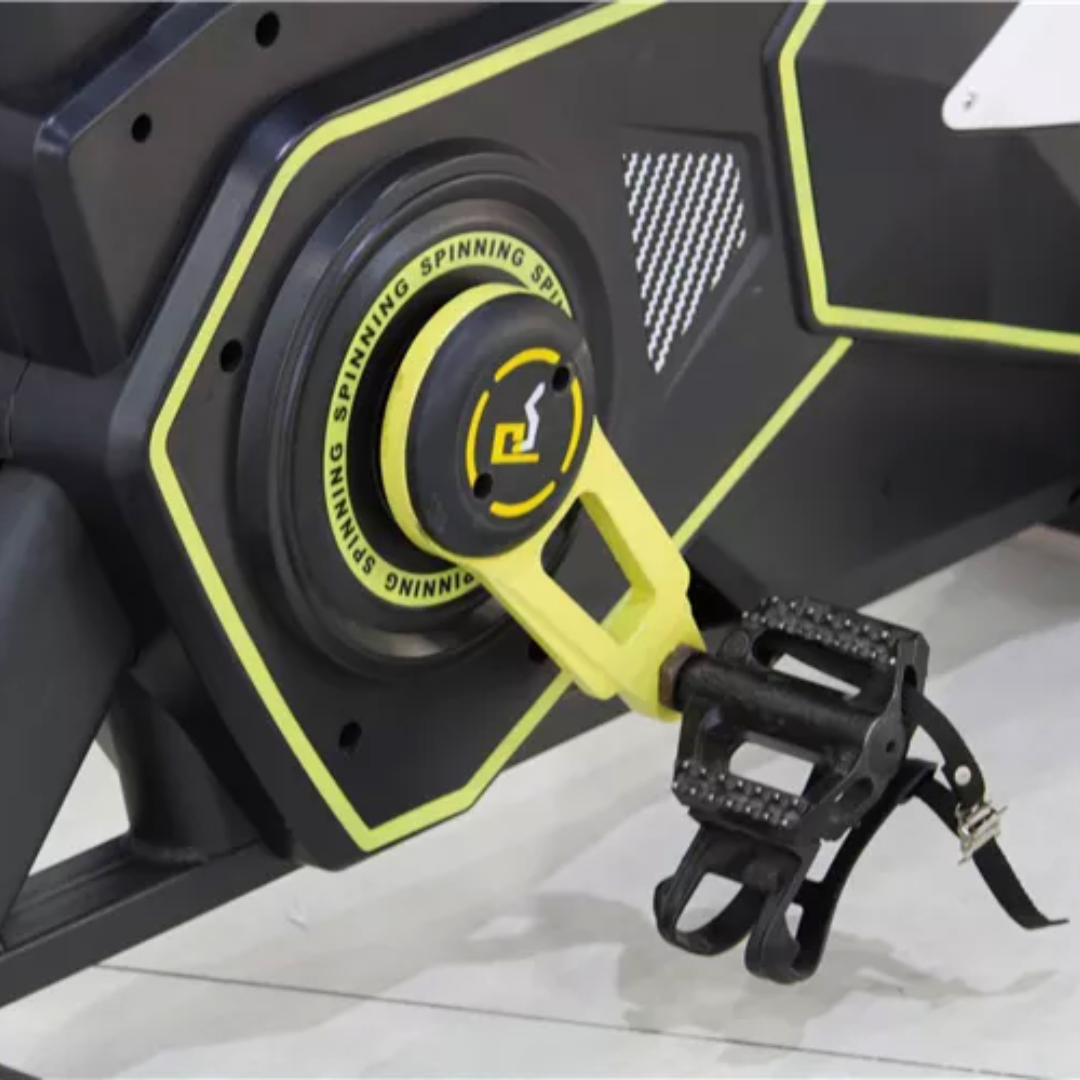 Spin bike for indoor cycling. This stationary bike is good for exercise at home and the gym.